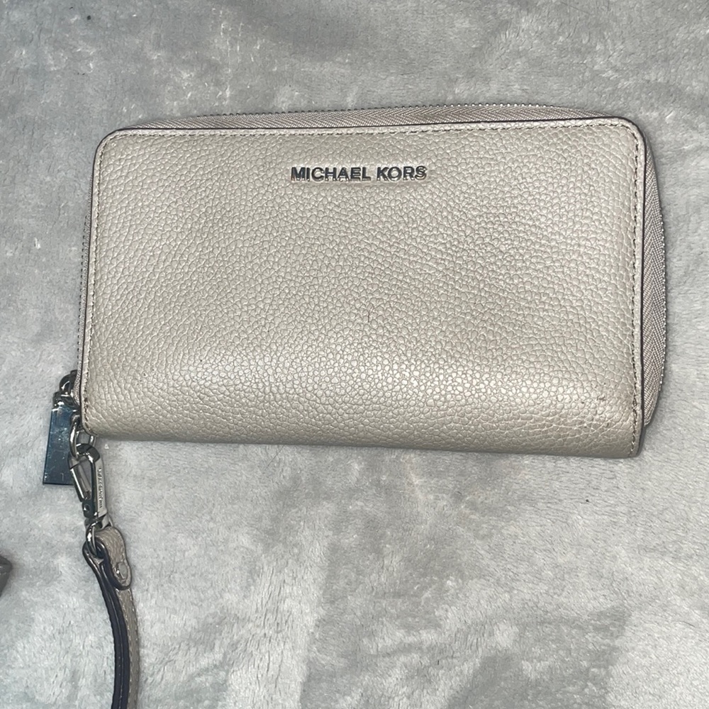 Michael Kors wallet